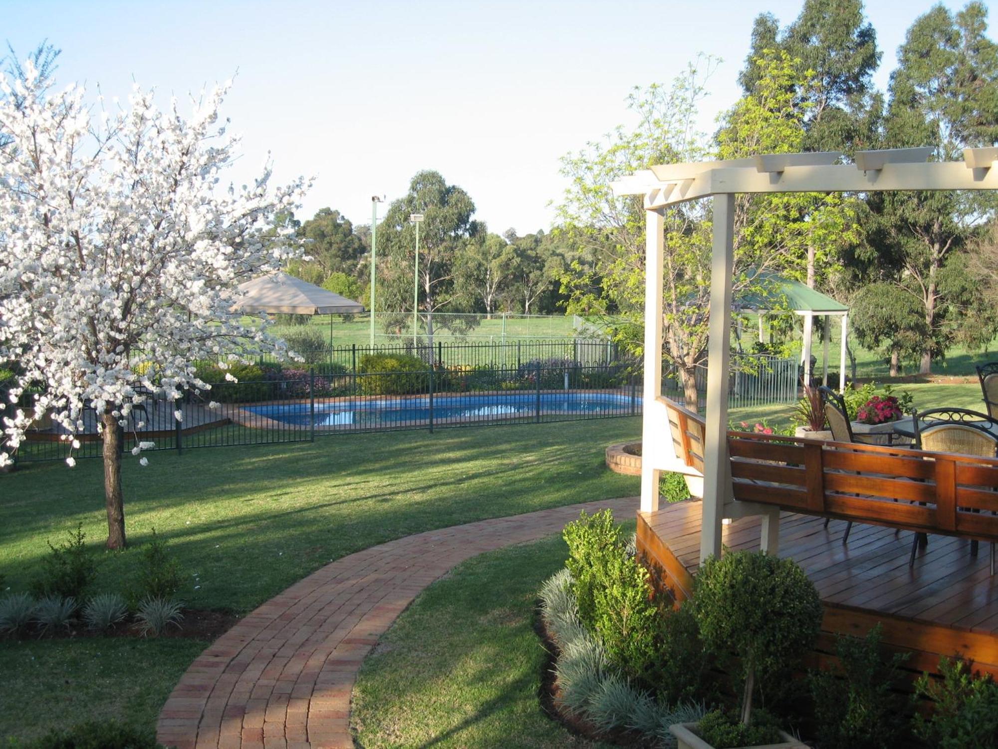 Pericoe Retreat Bed & Breakfast Dubbo Luaran gambar